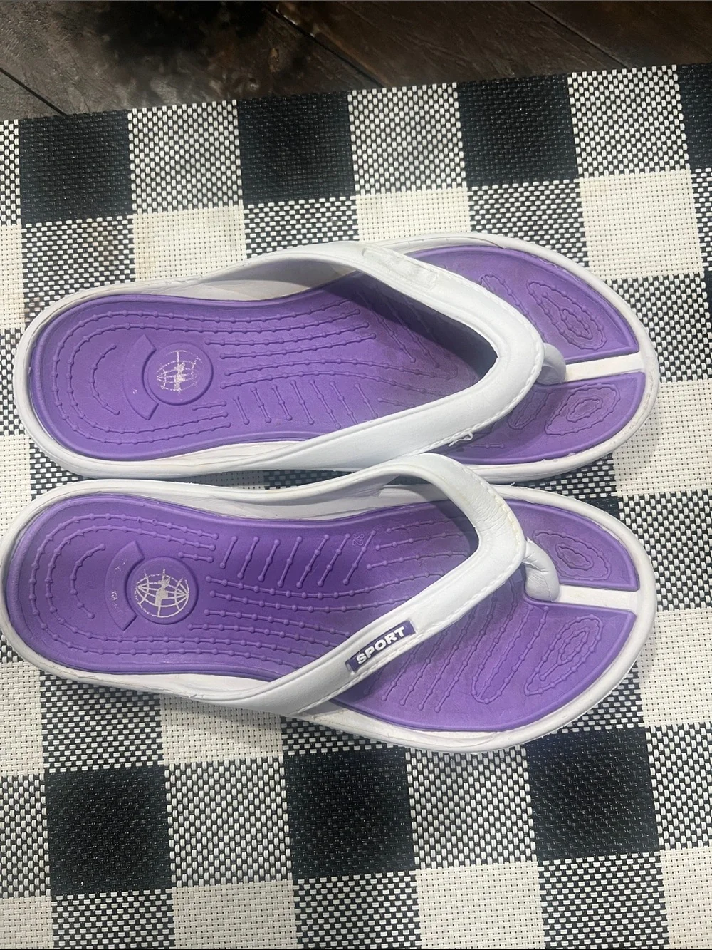 Sporto Leopard Print Strappy Sandals & Purple White Flip Flops